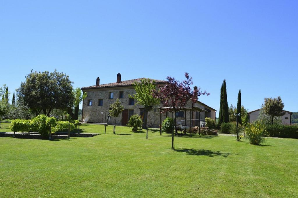 Villa Il Palazzo Dei Diavoli Montepulciano Stazione Exterior foto