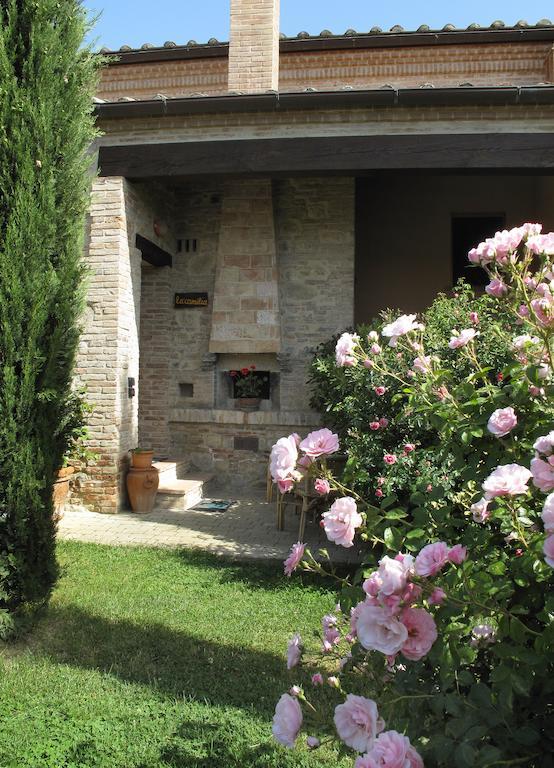 Villa Il Palazzo Dei Diavoli Montepulciano Stazione Exterior foto